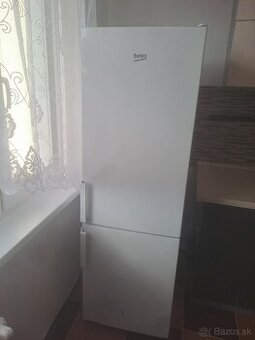 Predám chladničku s mrazničkou BEKO