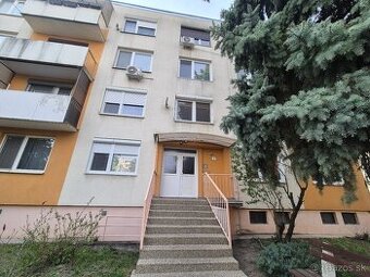 Predám Garzónku (20 m2), Cintorínsky rad, Komárno