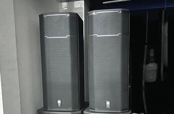 JBL PRX425, 2x1000 Watt, preosadené na NEODÝMOVÉ