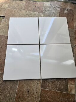 Nový biely obklad 20x20 cm – 4 m² (4 balíky)