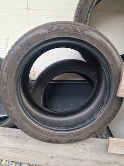 Nexen 235 45 R17
