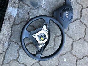 Predám trojramenný kožený volant s airbagom do AUDI