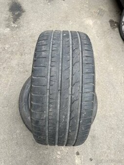 275/40r20 - 1