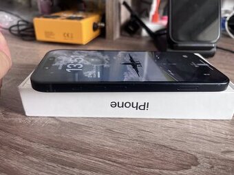 iPhone 15 128 GB