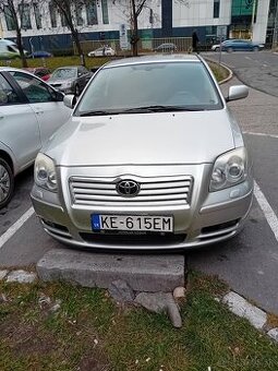 Predam toyotu avensis