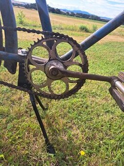 Predám starý historický bicykel - 1