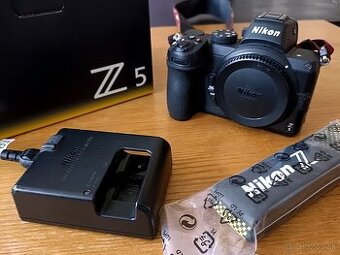 NIKON Z5