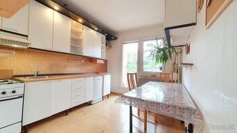 PREDAJ, 3 - izbový byt typu VNKS, Rudohorská ulica