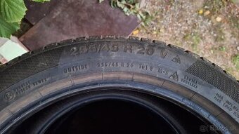 Zimné pneu 255/45 R20 - 1