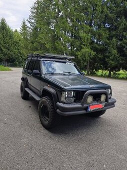 Predám Jeep Cherokee SUPER CENA