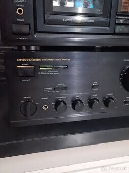 Onkyo integra A-8470