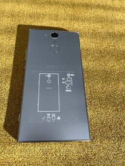 Predám Sony Xperia XA2