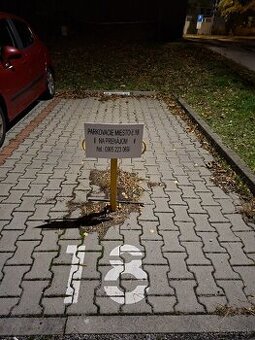 Prenájom vonkajšieho parkovacieho miesta Rača, Zavadska 16/A