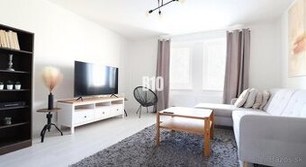 3 izbový kompletne zrekonštruovaný byt v centre mesta na pre - 1