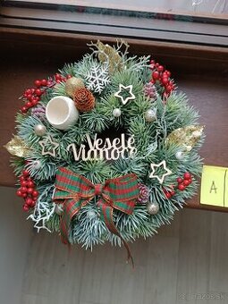 Predám vianočné vence a ikebany - 1