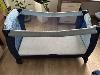 Skladacia postielka s matracom