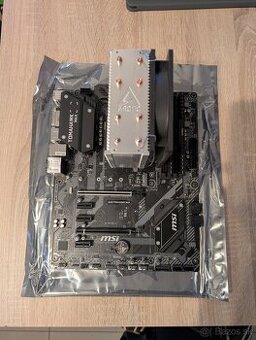 MSI B450 TOMAHAWK MAX + Ryzen 5 3600 +Corsair 16GB DDR4 3200