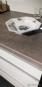 Keramický tanier zdobený modranska - 1