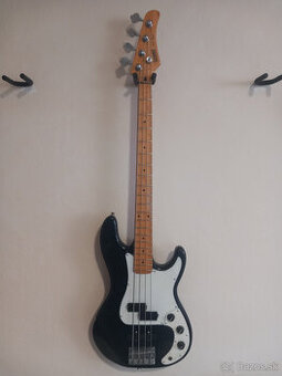 predam vingage HOHNER profesional bas