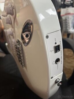 Behringer iAXE393 elektrická gitara, USB modul k PC