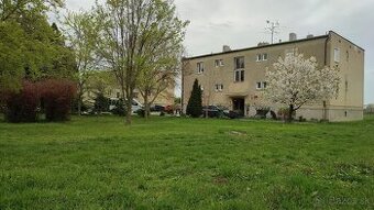 KIADÓ- 3 szobás lakás Veľké Dvorníkyban (Búslak része)