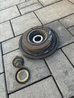 Predám remenica kluky Gs300 2JZ-GE 2JZ. Olejová vana