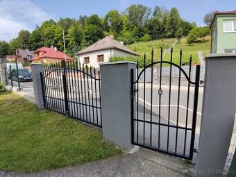 3i byt-atraktívna lokalita-zeleň a pokoj-Žltý Piesok-Uhlisko