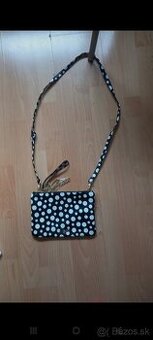 Kabelka GUESS - 1