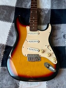 Projekt Squier by Fender Strat