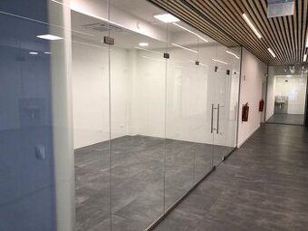 Na prenájom - Exkluzívne obchodné priestory ul.Záhorácka, Ma