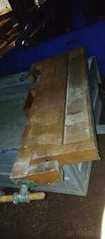 Stolarsky ponk Rezervované