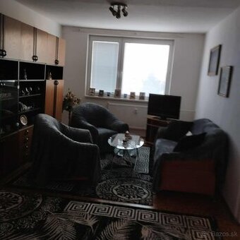 4- izbový byt v Trebišove - sídlisko SEVER / severná 2