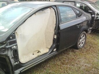 Rozpredam ford mondeo 1.8 92kw mk4