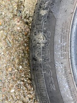 Ponúkam na predaj sadu letných pneumatík
