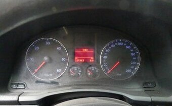 budíky/tachometer polodot golf 5 diesel