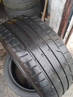 2x letné pneumatiky Dunlop 235/40 r19