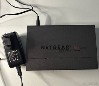 NETGEAR ProSafe Switch GS108E s káblom 1,5m