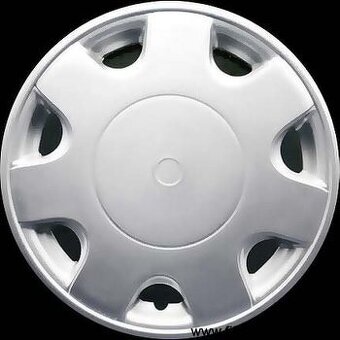 Kupim puklice a ostrekovace Skoda Favorit .