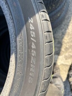 245/45R18 100Y