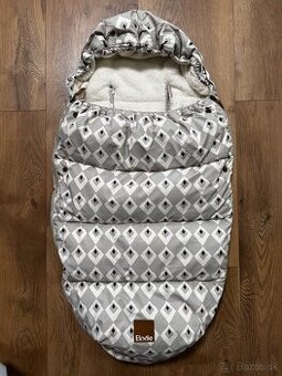 Zimny fusak Elodie details