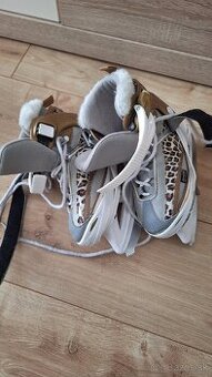 Dievčenské korčule na ľad 28-32