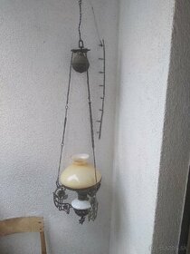 Starožitná kompletná lampa a iné tienidlá