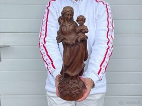 Dřevěná socha Panna Marie s Ježíškem zdobená růžičkama - 1