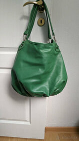 zelená kabelka - 1