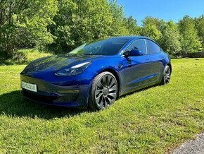 Tesla model 3 performance - 1