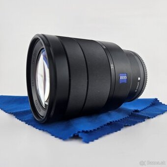 ZEISS / Sony 24-70mm f/4.0