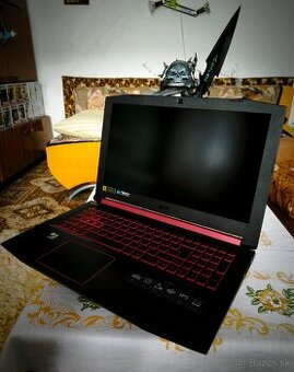 Acer nitro 5 an515-52