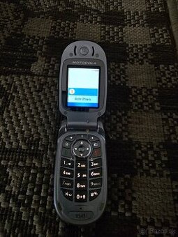 Motorola V547