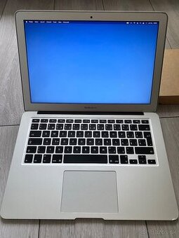 Apple MacBook Air 13” (2017) – 8 GB RAM, SSD 128 GB