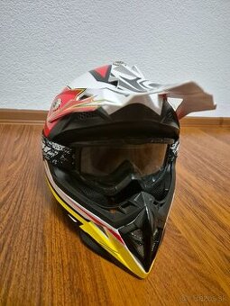Predám motocrossovú prilbu